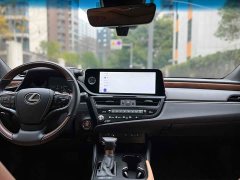 Lexus ES 200 Edition - ფოტო 4