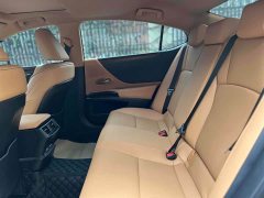 Lexus ES 200 Edition - ფოტო 9
