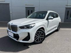 BMW iX1 eDrive25L M - ფოტო 1