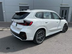 BMW iX1 eDrive25L M - ფოტო 11