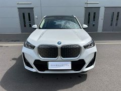 BMW iX1 eDrive25L M - ფოტო 13