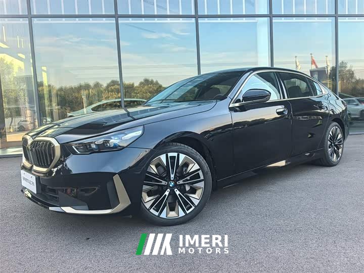 BMW 5 530Li Deluxe Version Luxury - ავტომობილი ჩინეთიდან