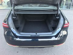 BMW 5 530Li Deluxe Version Luxury - ფოტო 20