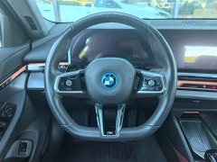 BMW i5 eDrive 35L M - ფოტო 9