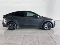 Tesla Model Y Edition - ფოტო 3