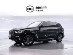 BMW X5 xDrive 30Li Deluxe VersionM - ფოტო 1