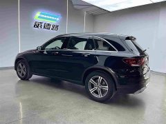 Mercedes-Benz GLC 260 L 4MATIC Version - ფოტო 4