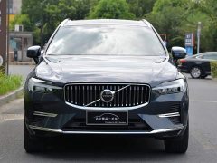 Volvo XC60 B5 AWDLuxury Edition - ფოტო 1