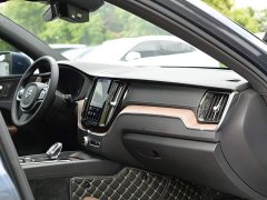 Volvo XC60 B5 AWDLuxury Edition - ფოტო 13