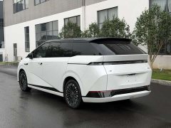 Xpeng X9 EV 650Long Range Max - ფოტო 7