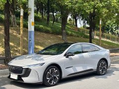 Xpeng EZ-6 EV600 Edition - ფოტო 1