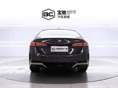 BMW 5 530Li Deluxe Version M - ფოტო 4