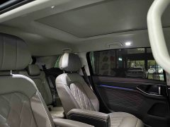Volkswagen 380TSI Flagship Edition - ფოტო 20