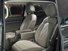 Volkswagen 380TSI Flagship Edition - ფოტო 7