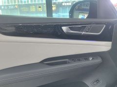 Volkswagen 380TSI AWDLuxury Edition - ფოტო 9