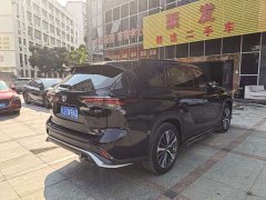 Volkswagen 2.5L HEVAWDLuxury Edition - ფოტო 8