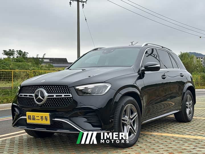 Mercedes-Benz GLE 450 4MATIC Version