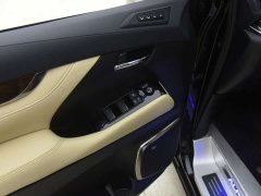 Mercedes-Benz 2.5L Luxury Edition - ფოტო 11