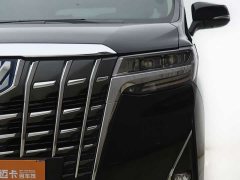 Mercedes-Benz 2.5L Luxury Edition - ფოტო 3