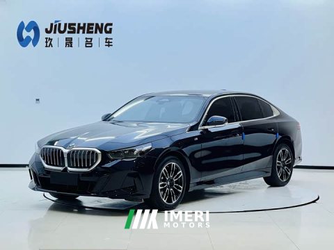 2025 BMW 5 530Li Version M - ავტომობილი ჩინეთიდან
