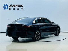BMW 5 530Li Version M - ფოტო 6