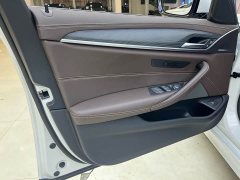 BMW 5 530Li Version M - ფოტო 7