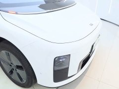 Li Auto i8 Edition - ფოტო 13
