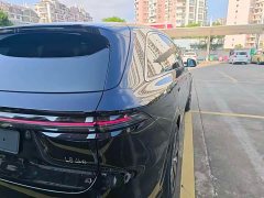 Li Auto L8 Livis - ფოტო 7