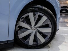 Li Auto i8 Edition - ფოტო 14