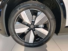 Tesla 08 Long Range Pure - ფოტო 15