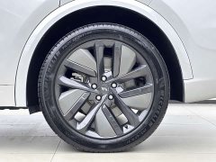 Li Auto L9 Pro - ფოტო 14