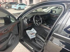 Audi Q7 45 TFSI quattro S line Version - ფოტო 3