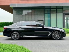 BMW 5 530Li Version M - ფოტო 4