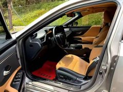 Lexus ES 300h Edition - ფოტო 5