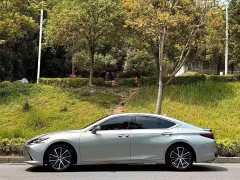 Lexus ES 300h Edition - ფოტო 7