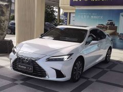 Lexus ES 200 Edition - ფოტო 1
