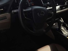 Lexus ES 200 Edition - ფოტო 10