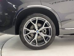 BMW X5 xDrive 30Li Deluxe VersionM - ფოტო 11