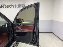 BMW X5 xDrive 30Li Deluxe VersionM - ფოტო 16