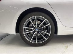BMW 3 325Li M - ფოტო 11