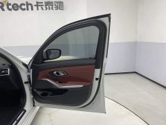 BMW 3 325Li M - ფოტო 19