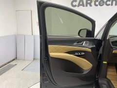 Denza D9 DM-i 980 AWD Version - ფოტო 16