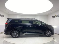 Denza D9 DM-i 980 AWD Version - ფოტო 4
