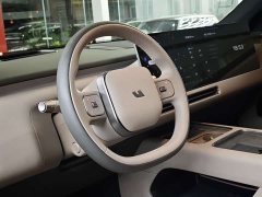 Li Auto L9 Livis - ფოტო 12