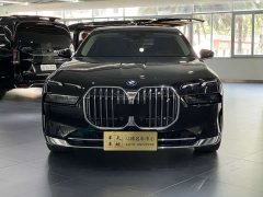 BMW i7 eDrive50L DeluxeM - ფოტო 2