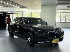 BMW i7 eDrive50L DeluxeM - ფოტო 3