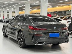 BMW 8 840i xDrive M - ფოტო 17