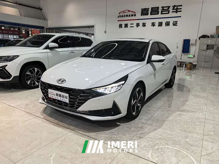 Hyundai Elantra 1.5L CVT LUXPremium Edition