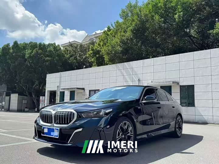 BMW 5 530Li Deluxe Version M - ავტომობილი ჩინეთიდან