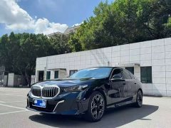 BMW 5 530Li Deluxe Version M - ფოტო 1